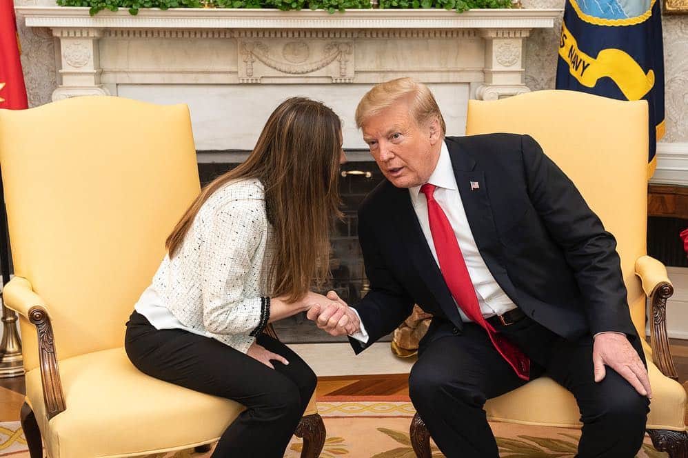 ドナルド・トランプさんのインスタグラム写真 - (ドナルド・トランプInstagram)「Today, President Trump met with Fabiana Rosales de Guaido, the First Lady of the Bolivarian Republic of Venezuela, in the Oval Office of the White House.」3月28日 4時54分 - realdonaldtrump