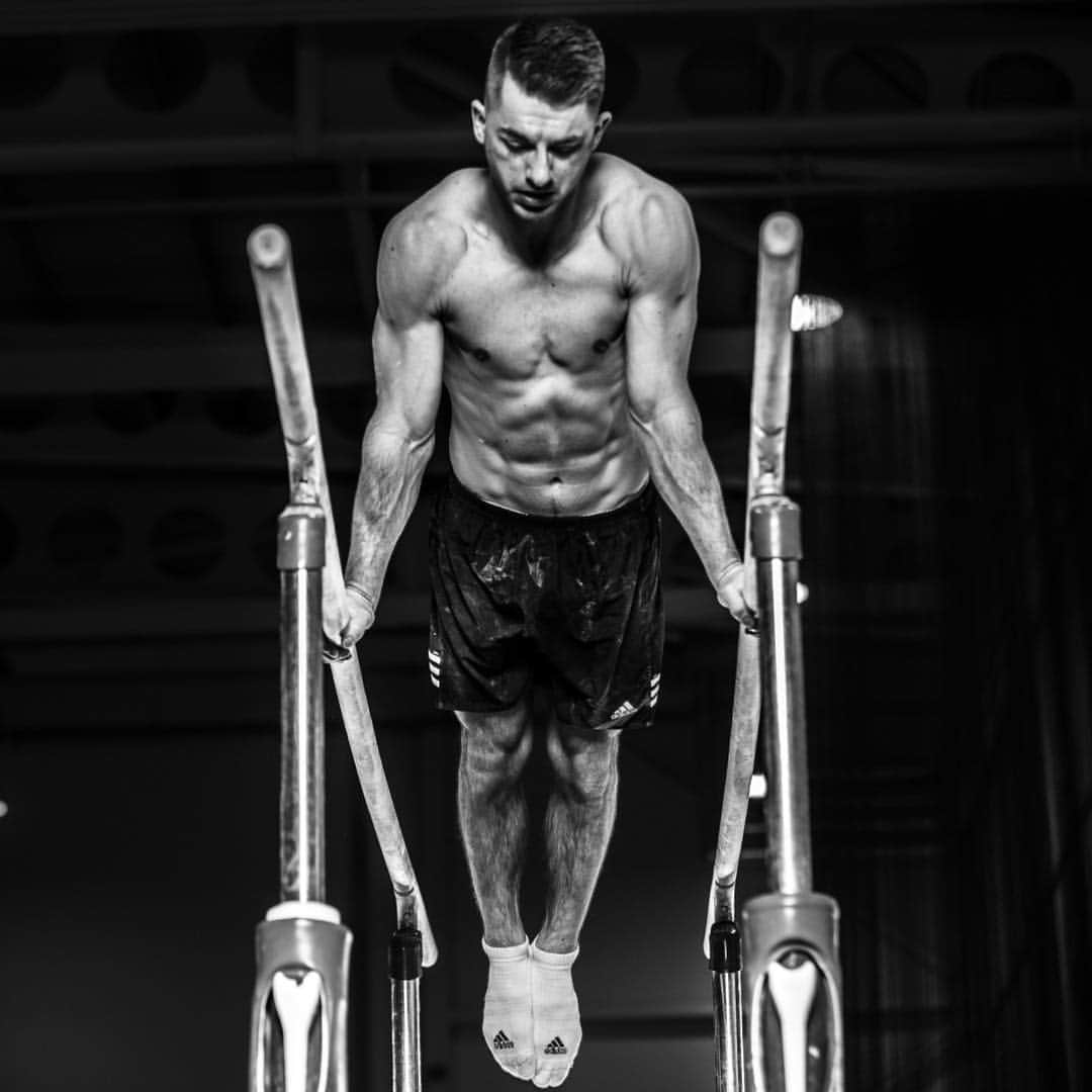 のインスタグラム：「Practice competition tomorrow 📷 - @showshoots . . #gymnastics #gymmotivation #motivation」