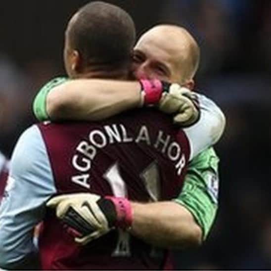 ブラッド・グザンのインスタグラム：「Congrats @ga11official on your retirement!  Absolute @avfcofficial  legend! 👏👏👏」