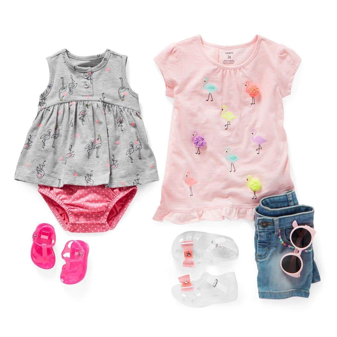のインスタグラム：「Flamingos for the whole flock. Baby sister allover print sunsuit + big sister pom pom tee. #siblingstyle」
