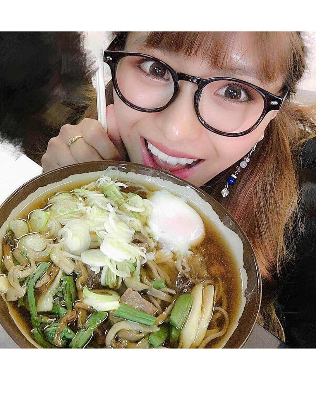 MARIA-Eさんのインスタグラム写真 - (MARIA-EInstagram)「. #キューティブロンド #長野 公演 最終日を無事終え、 東京へ🚅🚅🚅💨💨 . うぅ〜寂しい！ 長野のお客様も本当に温かくて、 皆様の拍手からたっぷりの愛を感じました🥺💞 ご観劇頂き、ありがとうございました！ . 帰りに、りんどうの立ち食い蕎麦を食べたんだけど 最高に美味しくて心も体も温まったよ💕 . ありがとう長野！」3月28日 18時10分 - maria.eeee