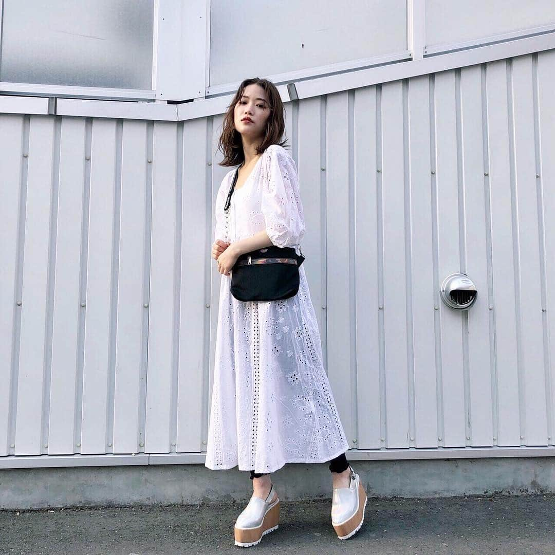 MURUAさんのインスタグラム写真 - (MURUAInstagram)「✔️NEW ARRIVAL ㅤㅤㅤ #コットンレースガウン ¥7,900(+tax) 発売中 ㅤㅤㅤ @aoi_kanazawa coordinate.(158cm) #murua#murua2019ss #fashion#item#knit#coordinate#newarrival#recommended#murua_snap #春コーデ#158cm」3月28日 17時51分 - murua_by_staff