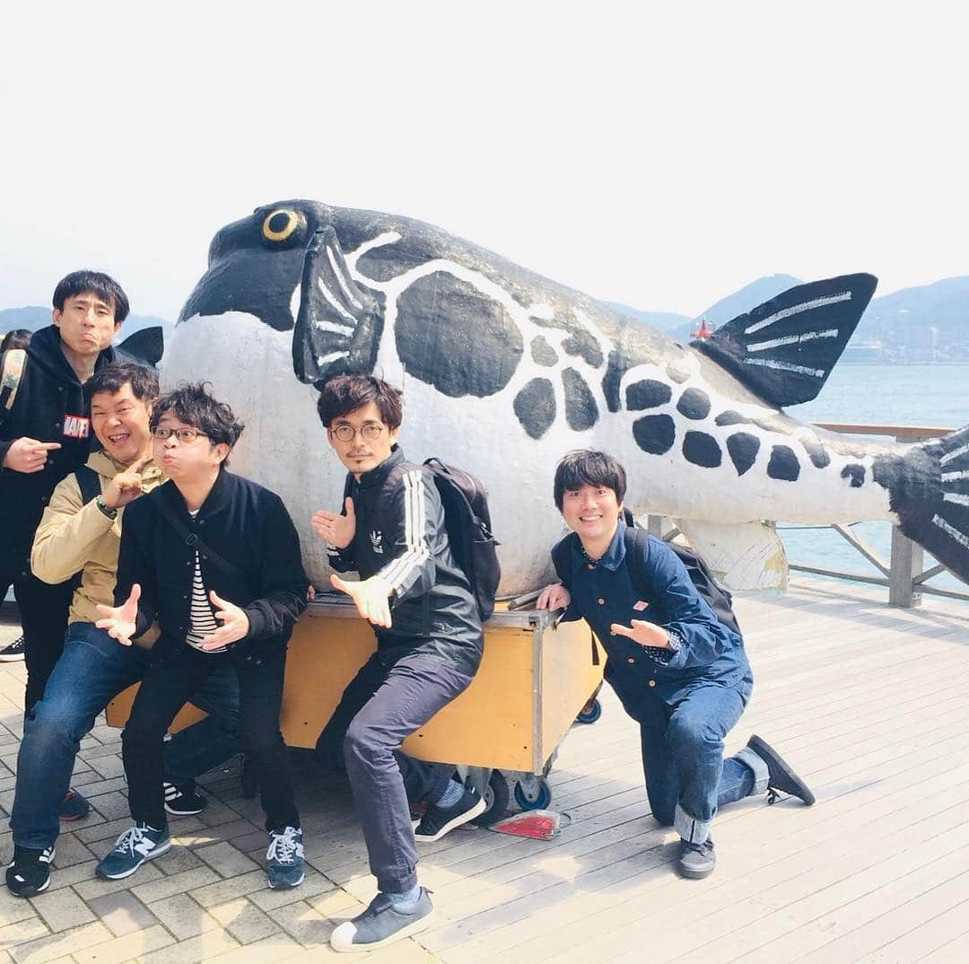 辻本耕志さんのインスタグラム写真 - (辻本耕志Instagram)「今日は船で下関に渡り、巌流島へ。 いい休日。 #カジャラ #kajalla #巌流島」3月28日 17時52分 - tsujimotokouji