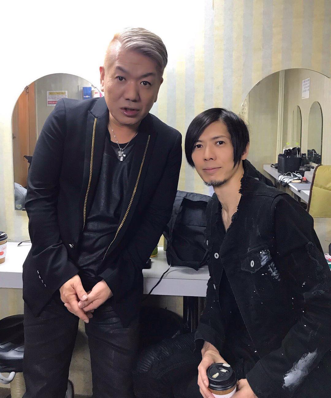 柴崎浩さんのインスタグラム写真 - (柴崎浩Instagram)「柴崎浩は大島こうすけさんと一緒です。 #大島こうすけ #柴崎浩 #WANDS」3月28日 17時59分 - shibasaki_hiroshi