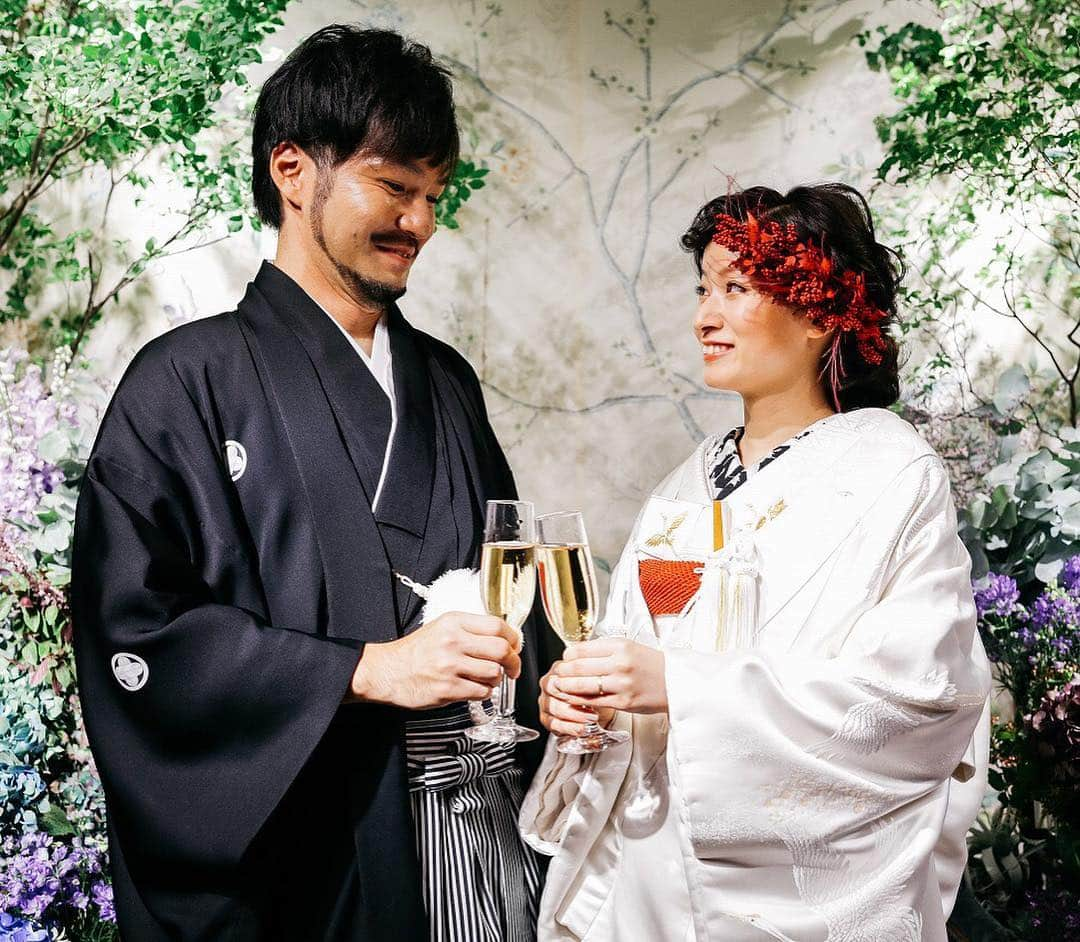 ARCH DAYS Weddingsさんのインスタグラム写真 - (ARCH DAYS WeddingsInstagram)「自分らしい”#和婚 ”スタイルとは？﻿ ﻿ とびきりおしゃれな#和装花嫁 の事例をご紹介🌿﻿ ﻿ ぜひ憧れを叶えて、素敵な結婚式を…♡ ﻿ ﻿ ▽詳しい記事はこちらを☑﻿﻿﻿﻿﻿﻿﻿﻿﻿﻿﻿﻿﻿﻿ @archdays_weddings﻿﻿﻿﻿﻿﻿﻿﻿﻿﻿﻿﻿﻿﻿﻿ プロフィールのリンクから👰🏻﻿﻿﻿﻿﻿﻿﻿﻿﻿﻿﻿﻿﻿﻿﻿ ﻿﻿﻿﻿﻿﻿﻿﻿﻿﻿ ﻿﻿﻿﻿﻿﻿﻿﻿ #archdays花嫁 をつけて投稿して頂いた方にサイト掲載のお声がけをさせて頂く場合があります🕊🌿﻿﻿﻿﻿﻿﻿﻿﻿﻿﻿﻿﻿﻿﻿﻿ ﻿﻿﻿﻿﻿﻿﻿﻿﻿﻿﻿﻿﻿﻿﻿ ﻿————————-//-﻿﻿﻿﻿﻿﻿﻿﻿﻿﻿﻿﻿﻿﻿﻿﻿ いつもARCH DAYSをご覧いただきありがとうございます！﻿﻿﻿﻿﻿﻿﻿﻿﻿﻿﻿﻿﻿﻿﻿﻿ ﻿﻿﻿﻿﻿﻿﻿﻿﻿﻿﻿﻿﻿﻿﻿﻿ この度は、皆様に素敵な記事をさらに多くお届けできるよう、ライターさんを募集することになりました。﻿﻿﻿﻿﻿﻿﻿﻿﻿﻿﻿﻿﻿﻿﻿﻿ 結婚式に関わる素敵なオリジナル記事を描いてくださるライター様は奮ってご応募くださいませ☺﻿﻿﻿﻿﻿﻿﻿﻿﻿﻿﻿﻿﻿﻿﻿﻿ ﻿﻿﻿﻿﻿﻿﻿﻿﻿﻿﻿﻿﻿﻿﻿﻿ *************﻿﻿﻿﻿﻿﻿﻿﻿﻿﻿﻿﻿﻿﻿﻿﻿ ◆応募の仕方﻿﻿﻿﻿﻿﻿﻿﻿﻿﻿﻿﻿﻿﻿﻿﻿ ARCH DAYS公式サイトのライター募集のリンクバナー、もしくは最下部のWEDDING ライター募集という項目をクリックしていただき、応募フォームに必要事項を入れ完了してください﻿﻿﻿﻿﻿﻿﻿﻿﻿﻿﻿﻿﻿﻿﻿﻿ *************﻿﻿﻿﻿﻿﻿﻿﻿﻿﻿﻿﻿﻿﻿﻿﻿ ﻿﻿﻿﻿﻿﻿﻿﻿﻿﻿﻿﻿﻿﻿﻿﻿ 私たちと一緒にARCH DAYSの素敵な世界観を作っていきませんか？﻿﻿﻿﻿﻿﻿﻿﻿﻿﻿﻿﻿﻿﻿﻿﻿ たくさんのご応募お待ちしております♡﻿﻿﻿﻿﻿﻿﻿﻿﻿﻿﻿﻿﻿﻿﻿﻿ ﻿﻿﻿﻿﻿﻿﻿﻿﻿﻿﻿﻿﻿﻿﻿﻿ ARCH DAYS編集部 ﻿﻿﻿﻿﻿﻿﻿﻿﻿﻿﻿﻿﻿﻿﻿﻿ ————————-//-﻿﻿﻿﻿﻿﻿﻿﻿﻿﻿﻿﻿﻿﻿﻿﻿ ﻿﻿﻿﻿﻿﻿﻿﻿﻿﻿﻿﻿﻿﻿﻿ ﻿﻿﻿﻿﻿﻿﻿﻿﻿﻿﻿﻿﻿﻿ ▽バースデー・ベビーシャワーなどの情報を見るなら💁🎉﻿﻿﻿﻿﻿﻿﻿﻿﻿﻿﻿﻿﻿﻿﻿ @archdays﻿﻿﻿﻿﻿﻿﻿﻿﻿﻿﻿﻿﻿﻿﻿ ﻿﻿﻿﻿﻿ ----------------------﻿﻿﻿﻿﻿﻿﻿﻿﻿﻿﻿﻿﻿﻿﻿﻿﻿﻿﻿﻿﻿﻿﻿﻿﻿﻿ #archdays #wedding #japanwedding #結婚式 #神前式#挙式#神前挙式#白無垢#紋付袴#綿帽子#トラディショナル#traditional#大人ウェディング#大人wedding #花嫁コーディネート #花嫁衣装#花嫁#卒花嫁 #オシャレ花嫁#2019年春婚#2019年夏婚#2019年秋婚#2019年冬婚#トータルコーディネート #トータルスタイリング#花嫁スタイリング﻿﻿#新郎衣装﻿ --------------------﻿﻿﻿﻿﻿﻿﻿ ﻿﻿ https://archdays.com/column/2019/03/04/41607 --------------------」3月28日 18時01分 - archdays_weddings