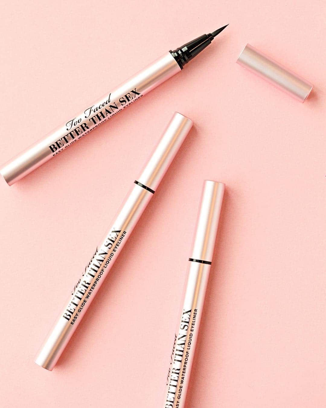 Too Facedさんのインスタグラム写真 - (Too FacedInstagram)「When in doubt, wing it out 😉 Our NEW Better Than Sex cutting-edge liquid eyeliner is the EASIEST you’ll ever use! Loaded with intense pigment for one-swipe payoff 🖤 Tag your wing-woman below! #betterthansex #toofaced  Available now on toofaced.com and @ultabeauty  Coming soon:  @sephorafrance online April 1st  @Sephora online and in store April 5th  @sephoracanada online and in store April 5th  @nordstrom online April 5th  @macys online April 5th  Too Faced Stores April 5th  @debenhams online and in store April 5th  @theofficialselfridges online and in store April 5th  @johnlewisandpartners online and in store April 5th  @douglas_cosmetics online April 15th」3月28日 9時22分 - toofaced
