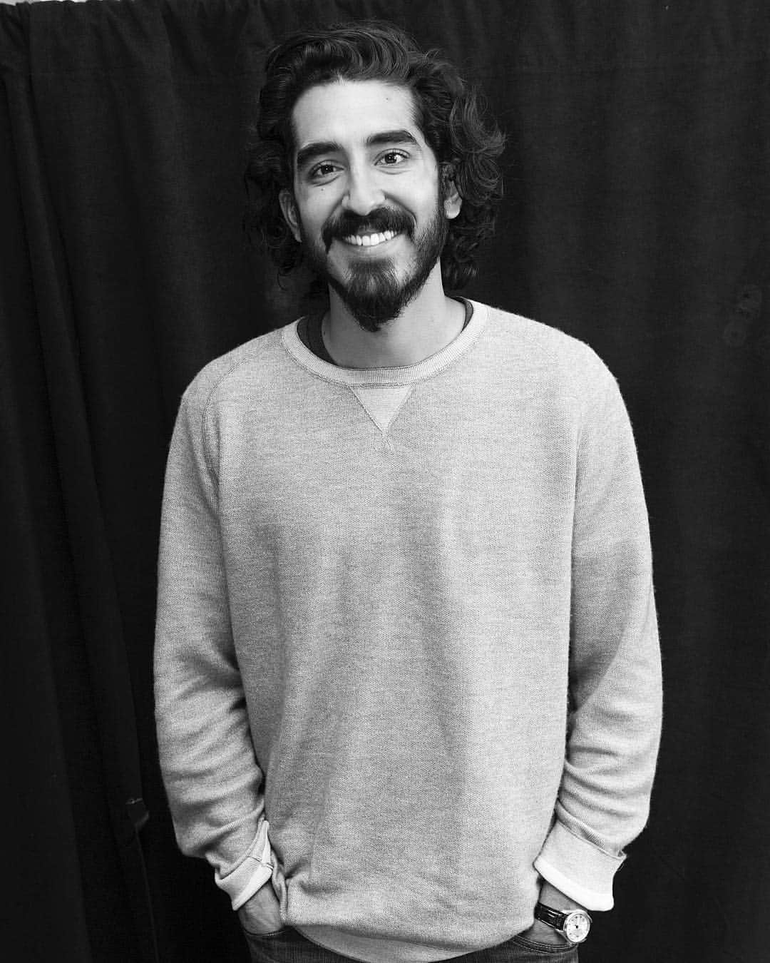 ゴールデングローブ賞さんのインスタグラム写真 - (ゴールデングローブ賞Instagram)「Dev Patel stars in the Anthony Maras film ‘Hotel Mumbai’ that vividly recounts the 2008 siege of the famed Taj Hotel by a group of terrorists in Mumbai, India. (📸: Magnus Sundholm. ©HFPA)」3月28日 9時36分 - goldenglobes