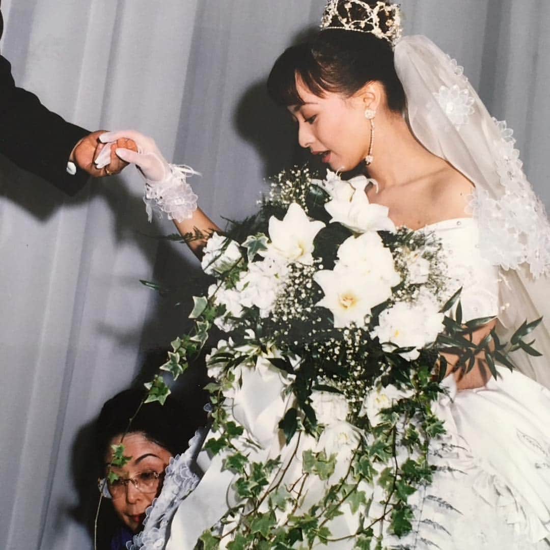 渡辺美奈代さんのインスタグラム写真 - (渡辺美奈代Instagram)「23回目の結婚記念日❣️ #結婚記念日 #23回目」3月28日 10時25分 - watanabe_minayo