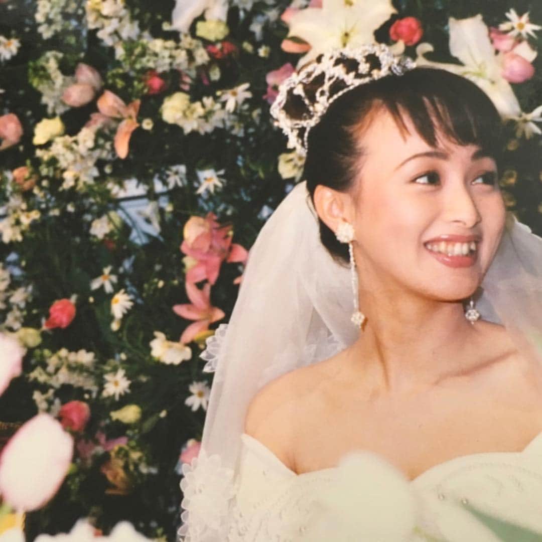 渡辺美奈代さんのインスタグラム写真 - (渡辺美奈代Instagram)「23回目の結婚記念日❣️ #結婚記念日 #23回目」3月28日 10時25分 - watanabe_minayo