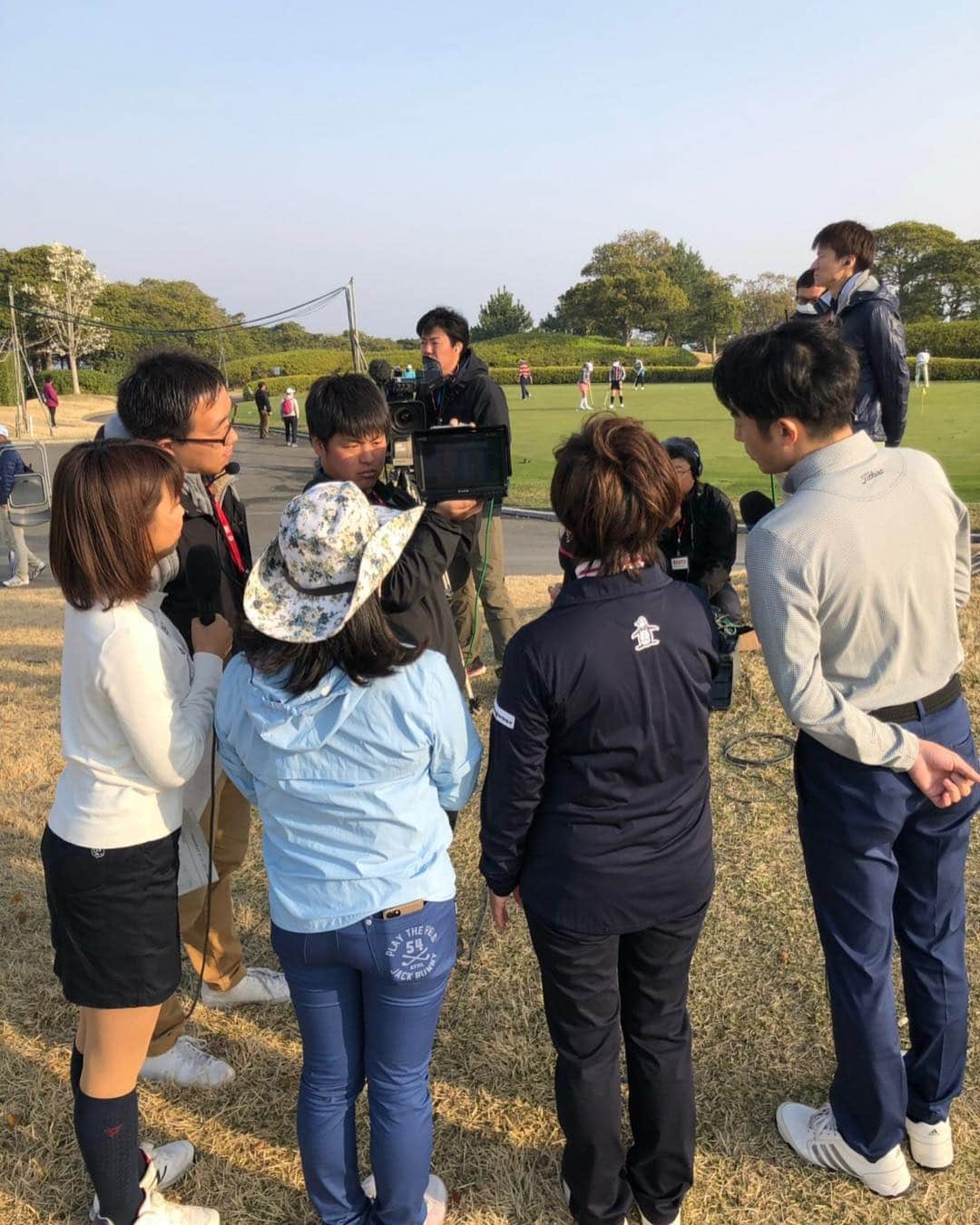 川原由維さんのインスタグラム写真 - (川原由維Instagram)「放送の裏側的な🤣  生放送の前にリハーサルして…  こんな感じで生放送してます☺️」3月28日 11時01分 - yui5520