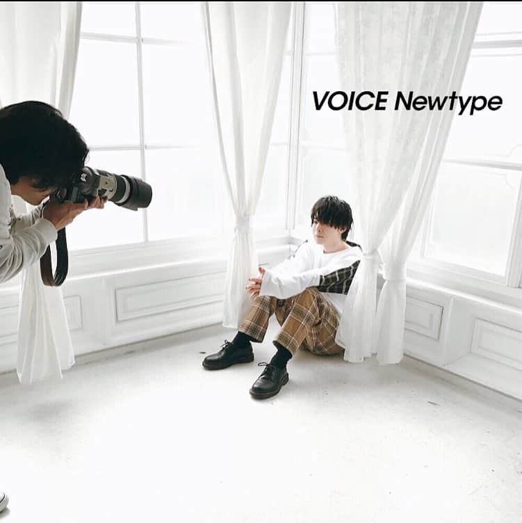 VOICE Newtypeさんのインスタグラム写真 - (VOICE NewtypeInstagram)「好評発売中⛄️「ボイスニュータイプNo.071」 市川太一さんメイキングショット📷 #市川太一 #ボイスニュータイプ #voicenewtype」3月28日 11時12分 - voice_newtype