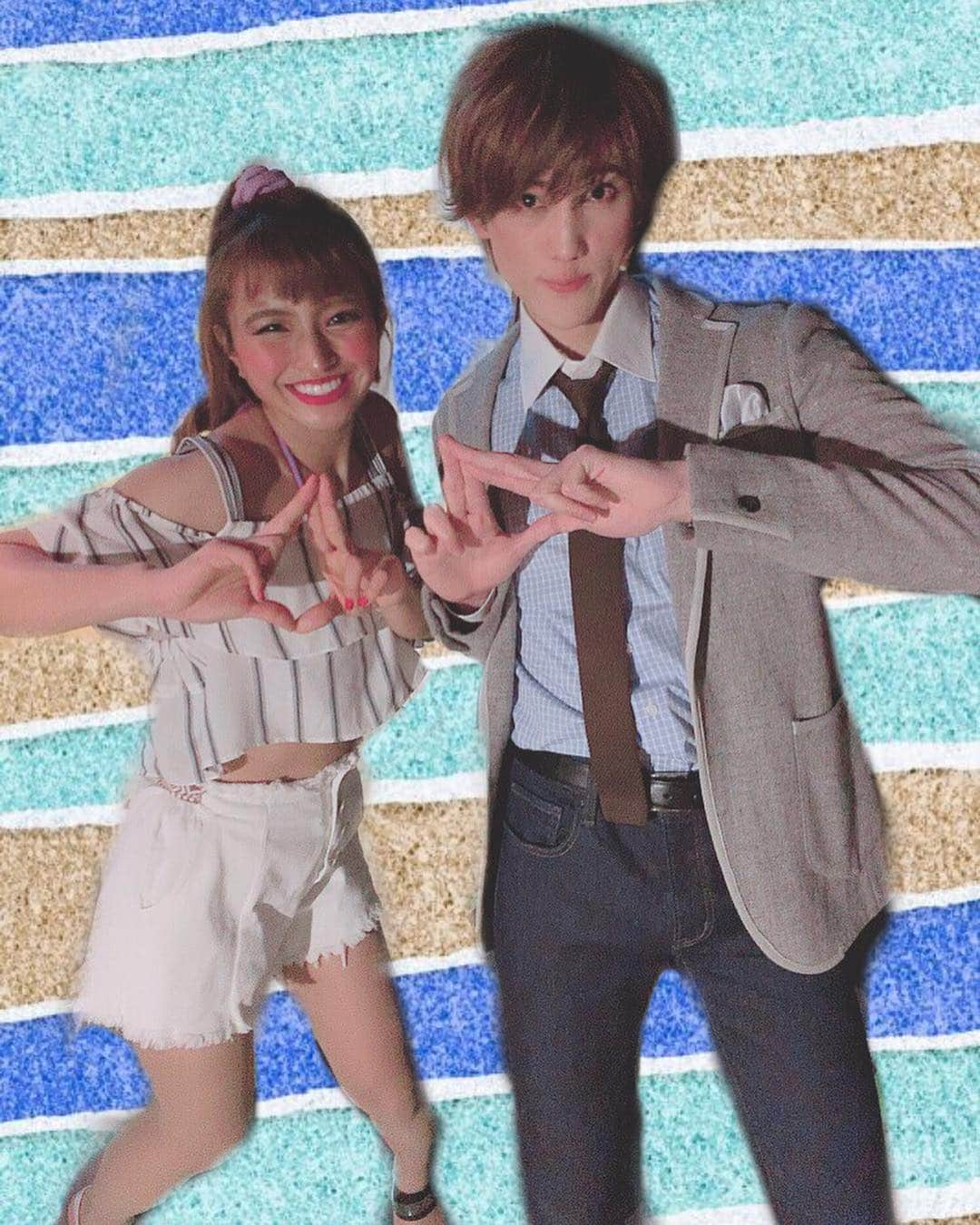 MARIA-Eさんのインスタグラム写真 - (MARIA-EInstagram)「. ‪ワーナー役の #植原卓也 さんと デルタヌゥ△ポーズ！！！🌈‬ . ‪劇中では、こうして並んで一緒に 笑い合うことがないので(笑)皆様には新鮮かも？😂‬ . ‪さて、#長野 公演2日目！今日は昼公演です☀️💗 気合い入れてデルタヌゥパワーで！ 思いっきりハジけるよ〜(*^ω^*)‬ . ‪#キューティブロンド‬ ‪#ワーナー #ピラー‬」3月28日 11時53分 - maria.eeee