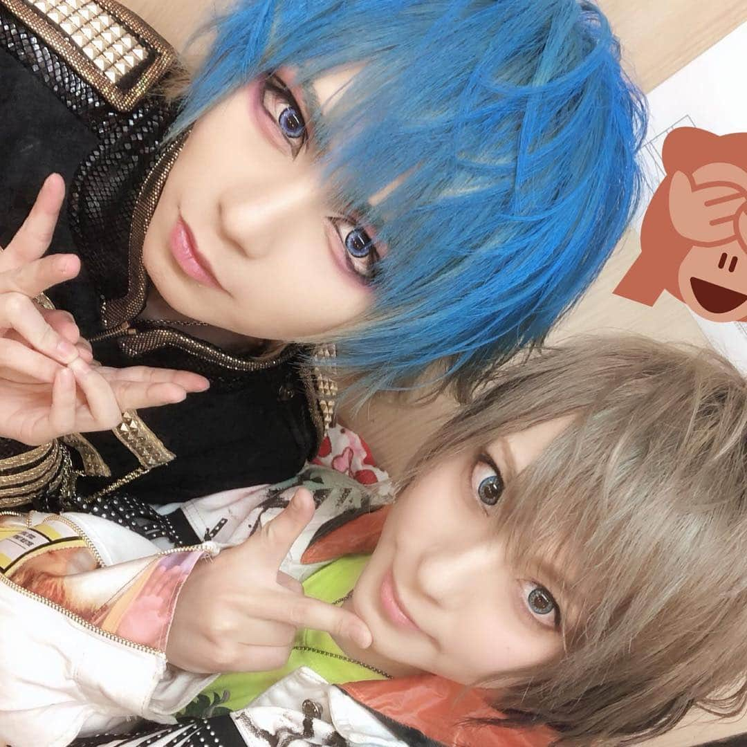 CHISA さんのインスタグラム写真 - (CHISA Instagram)「アクメ CHISA & POIDOL ナナ #acme #アクメ #poidol #絢瀬ナナ #visualkei」3月28日 12時37分 - acme_chisa