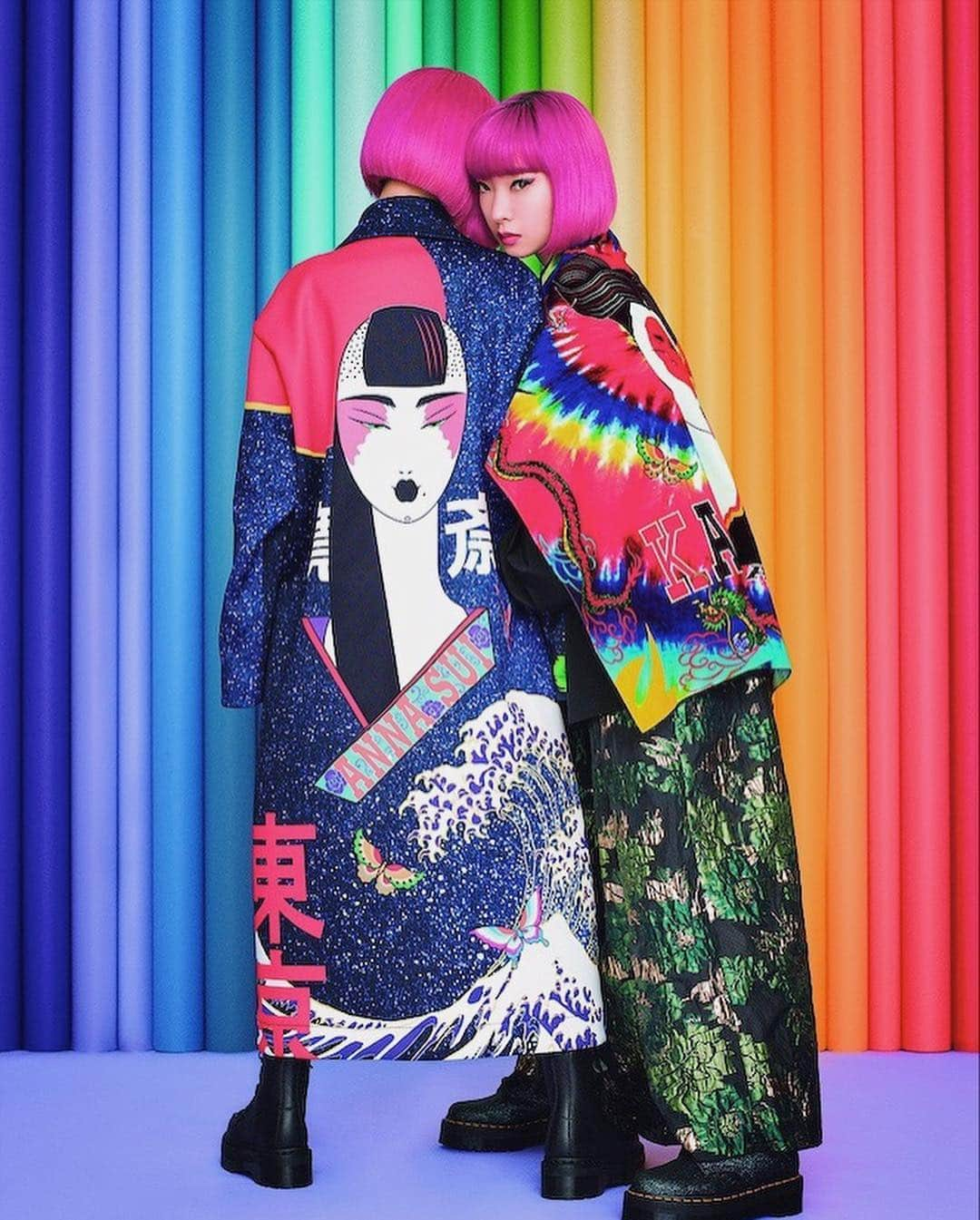 AYAさんのインスタグラム写真 - (AYAInstagram)「SOEN @soenonline MAY ISSE 「ANNA SUI×KANSAI YAMAMOTO」  装苑 5月号 "アナスイ×カンサイ ヤマモト" Special collection🦋  3/28本日発売です。 是非チェックしてみてね💎」3月28日 12時49分 - ayaxxamiaya