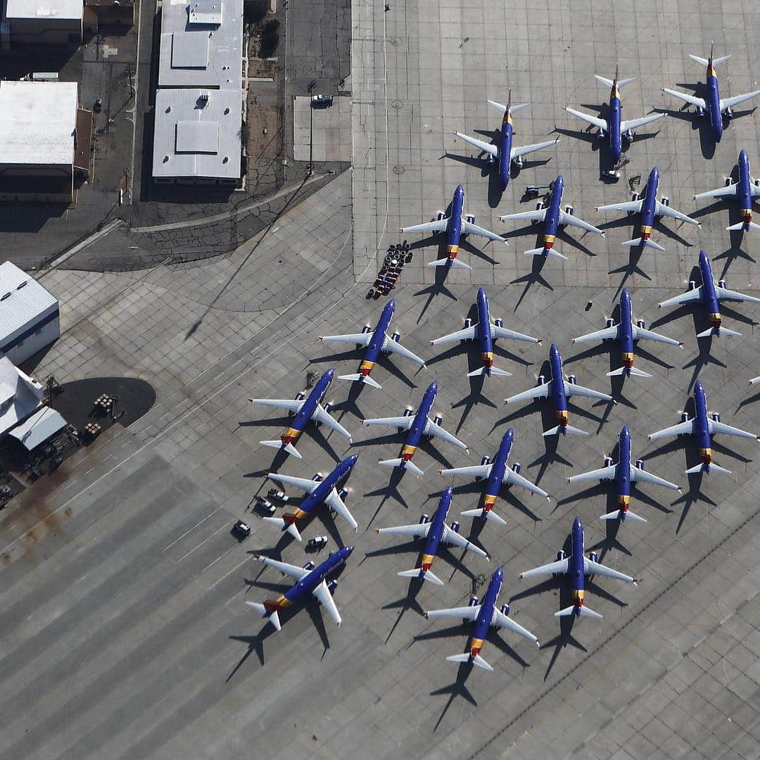 NBC Newsさんのインスタグラム写真 - (NBC NewsInstagram)「A number of #SouthwestAirlines Boeing 737 MAX aircrafts are parked at Southern California Logistics Airport in Victorville, California. Southwest Airlines is waiting out a global grounding of MAX 8 and MAX 9 aircrafts at the airport. . 📷 @mario_tama / @gettyimages」3月28日 13時49分 - nbcnews