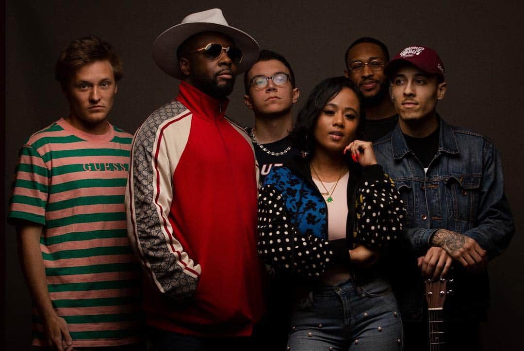 ワイクリフ・ジョンさんのインスタグラム写真 - (ワイクリフ・ジョンInstagram)「@pfreaky @thatboycryptic @jazzyamra @ausarmusic @jeremytorresmusic -  It is an honor to work with the future of music.  Everyday is a blessing. Congratulations Wyclef University Class of ‘19 🙏🏿🔥🎸 #WGBTS Available on all streaming platforms!!! @headsmusic @maddisays 📸: @jsanhuezalyon」3月29日 2時16分 - wyclefjean