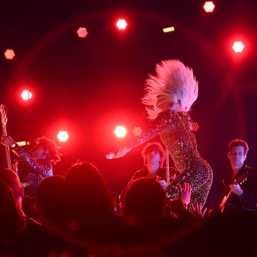 The GRAMMYsさんのインスタグラム写真 - (The GRAMMYsInstagram)「Over the years @ladygaga's transcendent and diverse #GRAMMYs performances have raised the bar and inspired artists and fans alike. What has been your favorite #LadyGaga GRAMMYs performance?」3月29日 2時42分 - recordingacademy