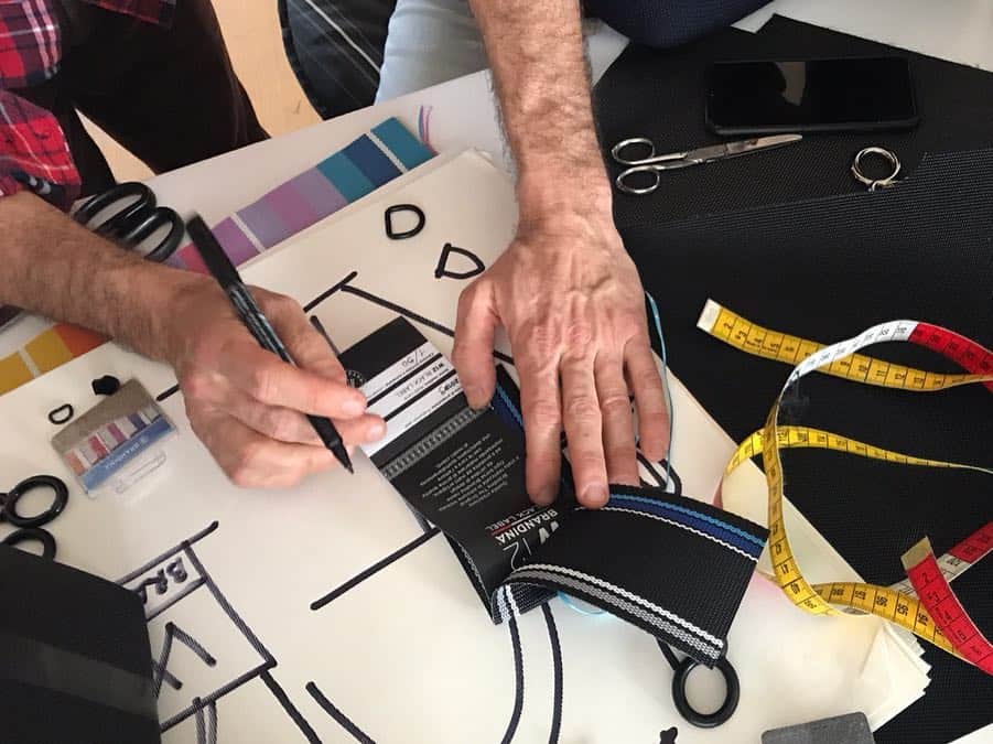 ブランディーナさんのインスタグラム写真 - (ブランディーナInstagram)「MAKING OF W12 BLACK LABEL  Marco Morosini con Gianmario Matera e Armando Limone del W12 store durante la progettazione della  nuova W12 Black Label Limited Edition.  Vieni a scoprirla nelle BB Botteghe Brandina e nel concept store W12 di Riccione, in via Milano 60.� @w12_store @gianmariomatera  @armandolimone @cittadiriccione @marco.morosini � #brandinatheoriginal #brandina #w12 #blackedition #limitededition #riccione #totalblack #totalblacklook #shoppingbag #shoppingonline #color #bag #springsummer2019 #spring」3月29日 3時11分 - brandinatheoriginal