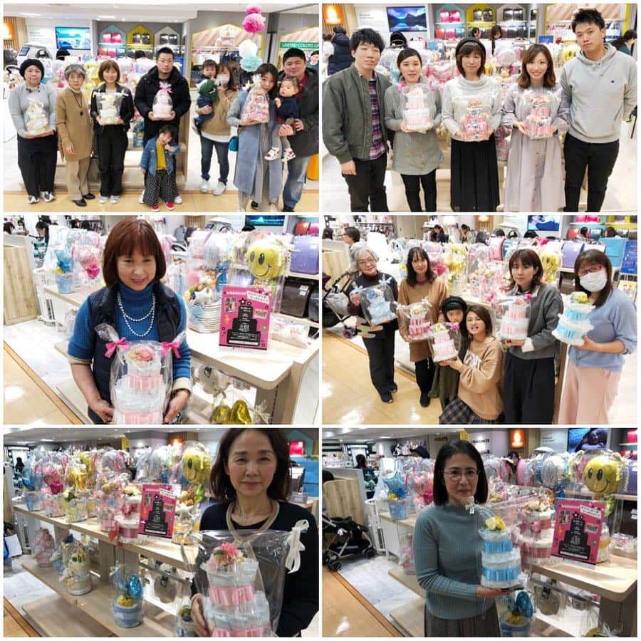 blossom39_officialさんのインスタグラム写真 - (blossom39_officialInstagram)「. 先日3/16.17に大丸神戸店で開催いたしました『ダイパーケーキワークショップ』にご参加いただいた皆様、ありがとうございました😊 . 有り難いことに満員御礼となりまして、皆様とても楽しくご参加いただけたようでスタッフ一同喜んでおります！ . また開催予定がありましたらInstagramでも告知をさせていただきますので、是非ご参加お待ちしております♡ . #blossom39 #ブロッサム39 #大丸神戸店 #ダイパーケーキ #ワークショップ」3月28日 18時28分 - blossom39_official