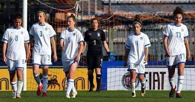 サッカーイタリア代表さんのインスタグラム写真 - (サッカーイタリア代表Instagram)「#Under17 #Femminile⚽️ L’#Italia🇮🇹 esce dall’Élite Round: contro la Danimarca una punizione eccessiva . Le Azzurrine giocano bene per un tempo, poi si sciolgono dopo il vantaggio delle Scandinave. Il tecnico Grilli: “Dispiace per come sia finita quest’avventura” . . #VivoAzzurro」3月28日 18時35分 - azzurri