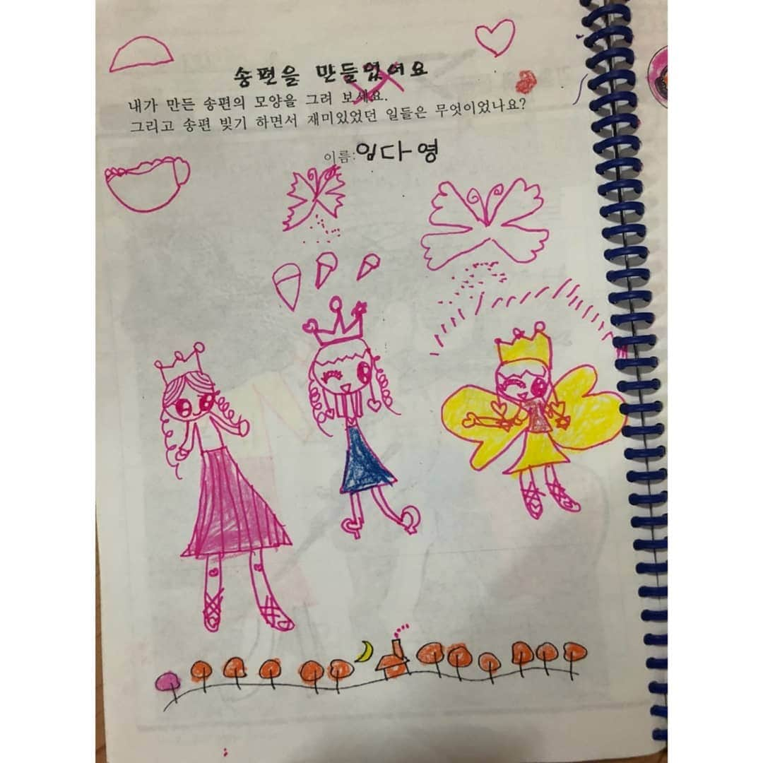 宇宙少女さんのインスタグラム写真 - (宇宙少女Instagram)「7살의 다영.....ㅋㅋㅋㅋㅋㅋㅋㅋ 나..그림체는 여전하구나.. #우주스타그램 #우주소녀 #다영」3月28日 19時43分 - wjsn_cosmic