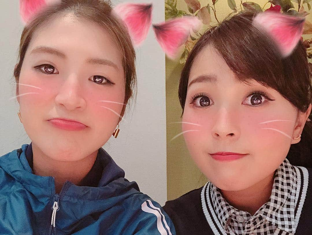 青木瀬令奈さんのインスタグラム写真 - (青木瀬令奈Instagram)「葵ごはん❤️ ではなく葵パフェwith知子ママ🌸 美味でした🥰 食べた分はトレーニングします💪笑 その前に明日から頑張りましょう⛳️🌸 お天気☂️持ちますように😂🙏 #loveandthankyou  #大西葵  #知子ママ  #女子会  #snow  #髭が似合うらしい  #感謝」3月28日 20時21分 - serenaaoki_official