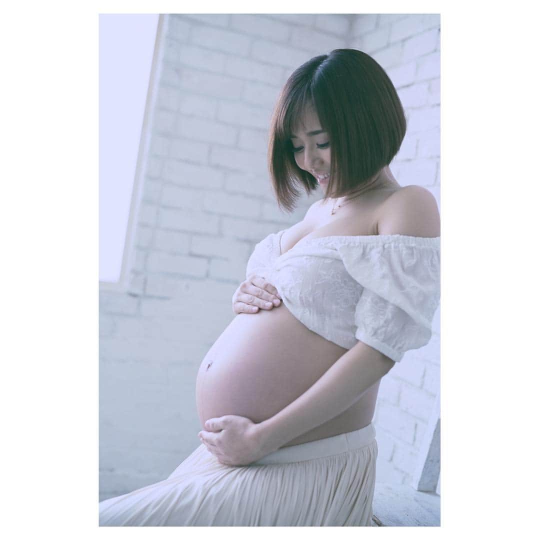 蒼井そらのインスタグラム：「Maternity Photograph  I took this photo when I  was 7 months of pregnancy.」