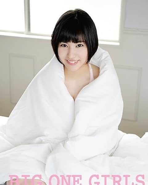 飯田來麗のインスタグラム：「・ 3/30(土)発売のBIG ONE GIRLSさんに載せて頂きました！ 5年ぶりです💓 初のグラビアにも挑戦しました☺︎ 是非チェックしてみて下さい♪」