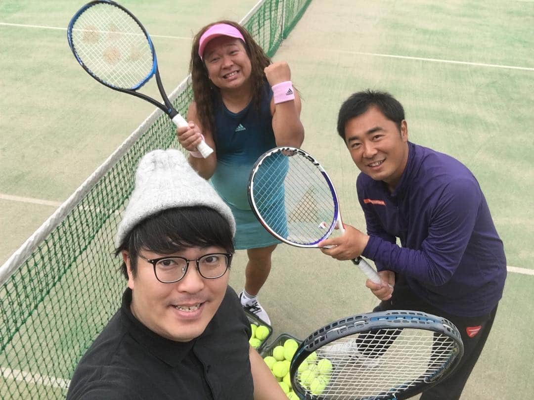 GO!皆川さんのインスタグラム写真 - (GO!皆川Instagram)「‪テニス365の澤田コーチにテニスを教わりました。‬ ‪ヘロヘロ。(^^)‬ ‪楽しく出来ました！‬ ‪帰りにじろうさんに大盛軒をご馳走になりました。‬ ‪ご馳走様でした！！！(^^)‬」3月28日 20時38分 - go_minagawa