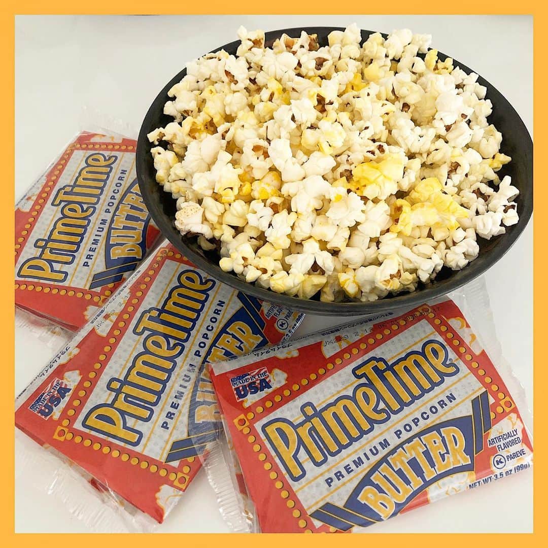 麻美さんのインスタグラム写真 - (麻美Instagram)「リラックスタイム💕 ． 映画にはコレよね🍿🍿🍿 ． #レンジでチン #ポップコーン #成城石井」3月28日 20時42分 - mami0s
