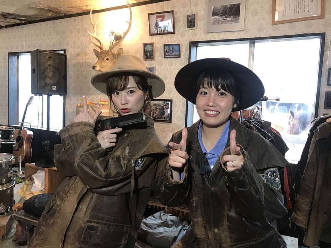 北海道テレビ「イチオシ！モーニング」さんのインスタグラム写真 - (北海道テレビ「イチオシ！モーニング」Instagram)「明日のイマコレは 人気コンビ、里里の二人が登場。 今回はイチモニを卒業する愛里ちゃんを室岡里美がおもてなし。 見納め？コンビが八剣山周辺のおすすめスポットをめぐっています。 終始笑いっぱなし。楽しいロケでした。担当ディレクターは頑張って編集しております。 こうご期待！  #イチモニ#室岡里美#木村愛里#里里コンビ#8年間お疲れさまをこめて#」3月28日 20時51分 - htb_ichimoni