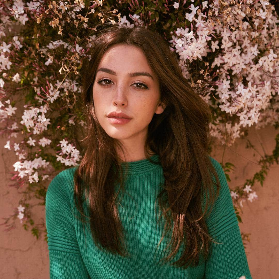 セリーヌ・ファラクさんのインスタグラム写真 - (セリーヌ・ファラクInstagram)「See you soon 😘🇯🇵 Celine Farach のミート&グリート！ 場所: クッキータイム原宿店 日時: 3月31日 13:00〜17:00 ※12:00から並べますのでぜひ早めに来てください！ Address: 東京都渋谷区神宮前1-21-15 Access: JR原宿駅竹下口を出て横断歩道を渡り、左に徒歩1分」3月28日 20時55分 - celinefarach