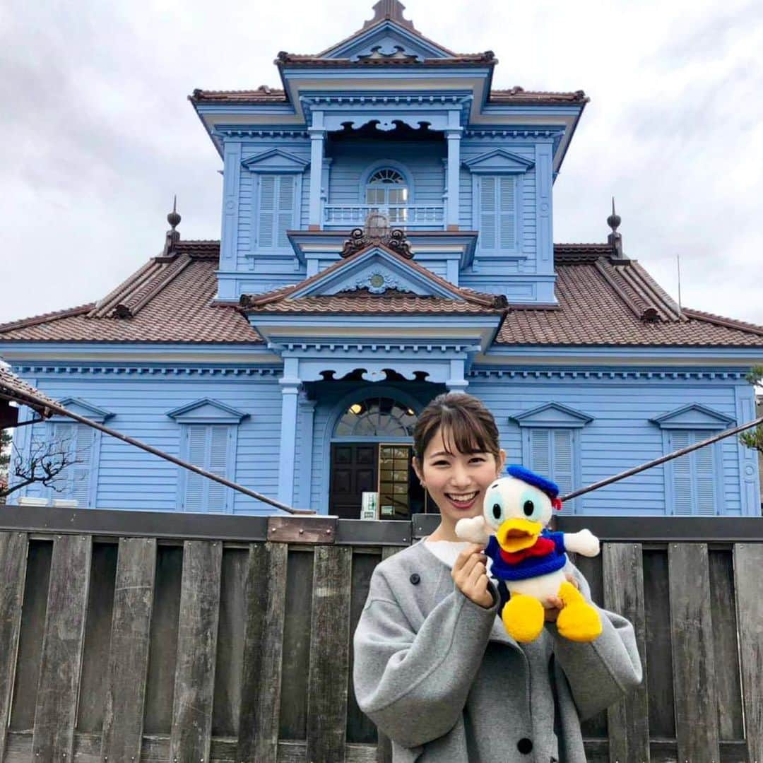 海老原優香さんのインスタグラム写真 - (海老原優香Instagram)「ドナルドのぬいぐるみ 30年前の落し主は見つかるのか🧸  山形県に行って、探して来ました！ ・ ・ 落し主は見つかりませんでしたが😂 致道博物館で愛を持って、大切に保管されていました☺︎ #ドナルド#デイジー #チップとデールが仲間に加わっていました #お洋服は職員の方の手作り #プライムニュースイブニング#追跡取材」3月28日 21時09分 - ebioffi