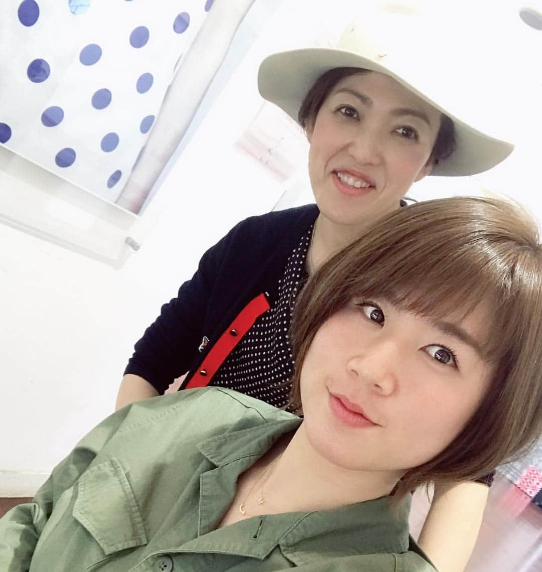 藤井瑞希さんのインスタグラム写真 - (藤井瑞希Instagram)「・ ・ イメチェンしましてん🤭💓 (謎の関西弁風。笑) ・ ・ ばっさり切りました✂️ ・ ・ どうですか？？🥺 ・ ・ #気分転換 #心機一転 #また頑張ろう」3月28日 21時18分 - bdmntnfujiimizuki