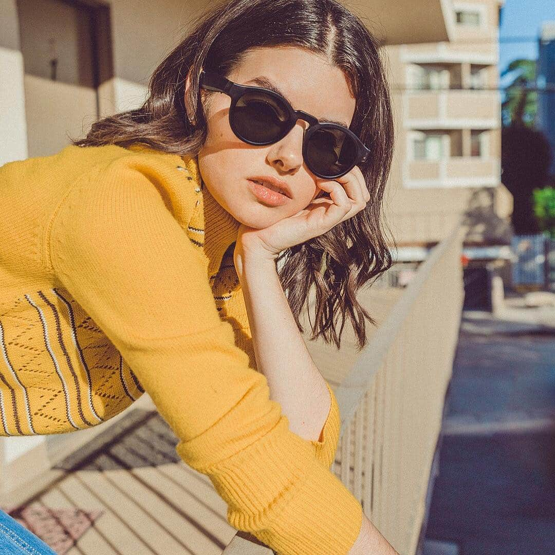 BOSEさんのインスタグラム写真 - (BOSEInstagram)「This spring, why not look as good as you feel? With tiny speakers hidden inside, #BoseFrames were made for #SpringFashion. 🕶🎵 Check ‘em out ➡️ Click the link in bio to shop.  Currently available in the US. More locations coming soon.」3月28日 21時21分 - bose