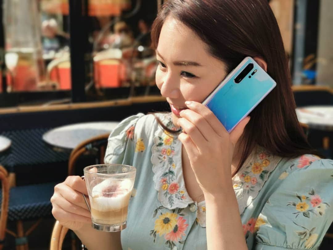Ayanoのインスタグラム：「Capturing Paris with Huawei P30 Pro. 📷Photo by @suzumari using Huawei P30 Pro #Huawei #HuaweiP30Pro @huawei @huaweimobile @huaweijapan」