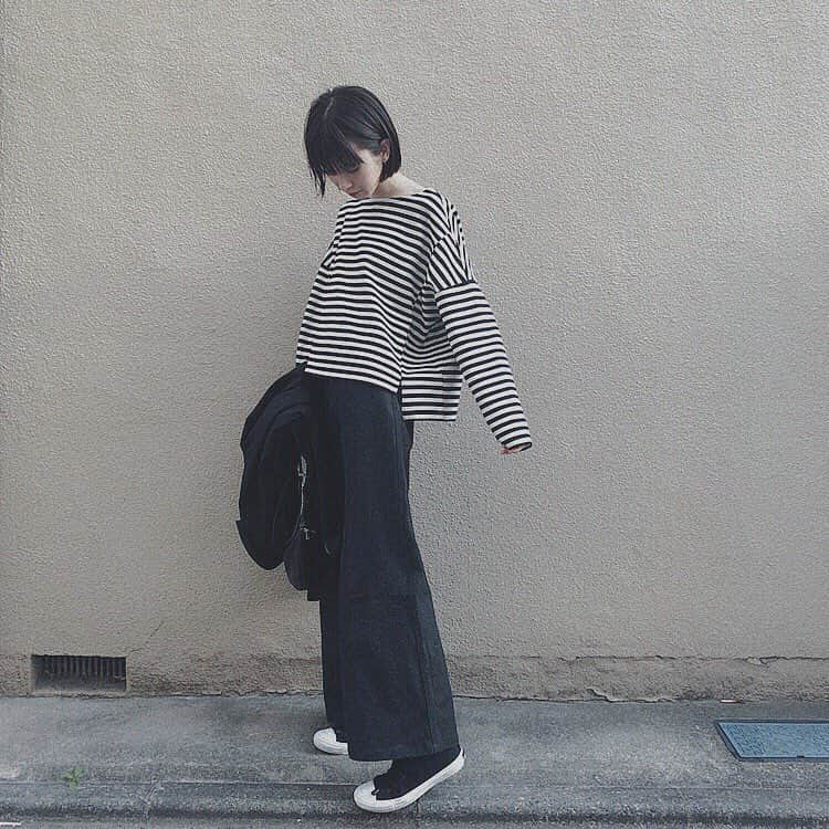 うちだゆうほさんのインスタグラム写真 - (うちだゆうほInstagram)「#ootd﻿ ﻿ @noralily_official の﻿ Denim Wide Pants と﻿ Dorman TOP のボーダー柄 ▤﻿ ﻿ 足元は @converse_jp × @zucca_official ❤︎」3月28日 21時46分 - uchidayuho