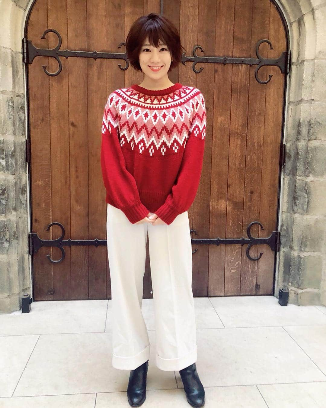 佐藤美希さんのインスタグラム写真 - (佐藤美希Instagram)「明日3/29(金)9:58〜朝日放送テレビ「2019フジパンCUP関西小学生サッカー〜つなぐ夢〜」に出演します！ 関西小学生サッカーのNo.1を決める戦いフジパンCUP⚽️ 小学生たちの個人技とチームパワーに驚きと感動の連続でした！！ ぜひご覧ください✨  ①knitwear②skirt... @avout_me_byv  #サッカー #小学生サッカー #フジパンカップ #フジパンCUP #2019 #関西 #朝日放送 #衣装 #avoutmebyv」3月28日 22時26分 - satomiki0626