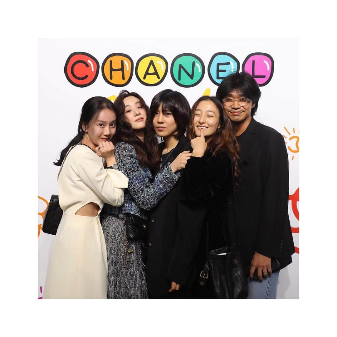 チョン・リョウォンさんのインスタグラム写真 - (チョン・リョウォンInstagram)「. thankyou  for the invitaion❤️ #chanelpharrell  #chanelinseoul #이와중에고은제니한테심멎」3月28日 22時36分 - yoanaloves