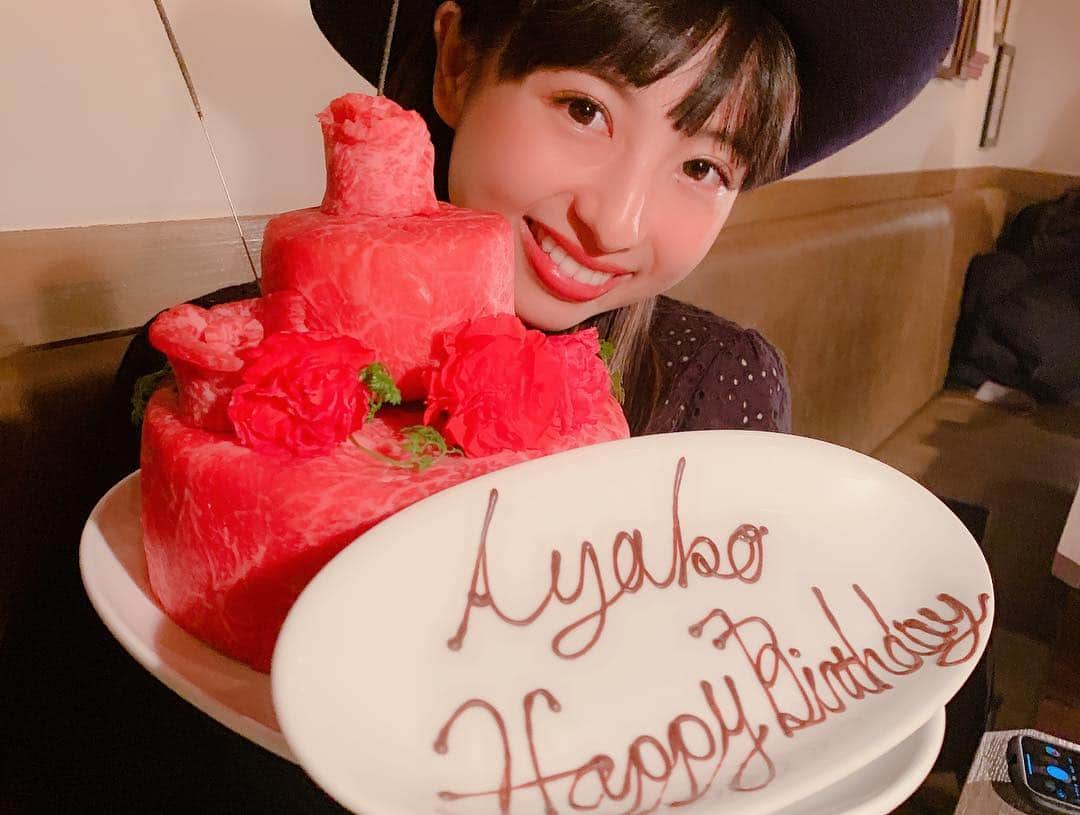 武田るいさんのインスタグラム写真 - (武田るいInstagram)「あこちゃん😛✨ HappyBirthDay🎂🤤❤️💗 出逢って10年目突入😍💕 おめでた話たくさん聞けたよー😘 大好き🥰🌸✨✨✨ これからも幸せいっぱいでね🥺 #hpb #🎂 #surprisebirthday #肉ケーキ」3月28日 23時10分 - rui_1002