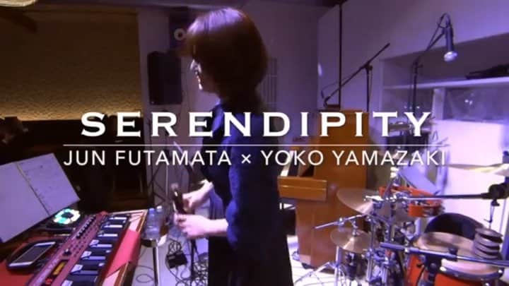 のインスタグラム：「‪山﨑陽子さんと共作したオリジナル曲。‬ ‪「SERENDIPITY」‬ ‪Jun Futamata × Yoko Yamazaki‬ ‪ライブだけで音源化出来ていないので、形にしたい〜♪‬ ‪こちらはダイジェストで、フル動画はYoutubeにあります〜  #laranja #yokoyamazaki #junfutamata #keyboard #vocal #scat #serendipity」