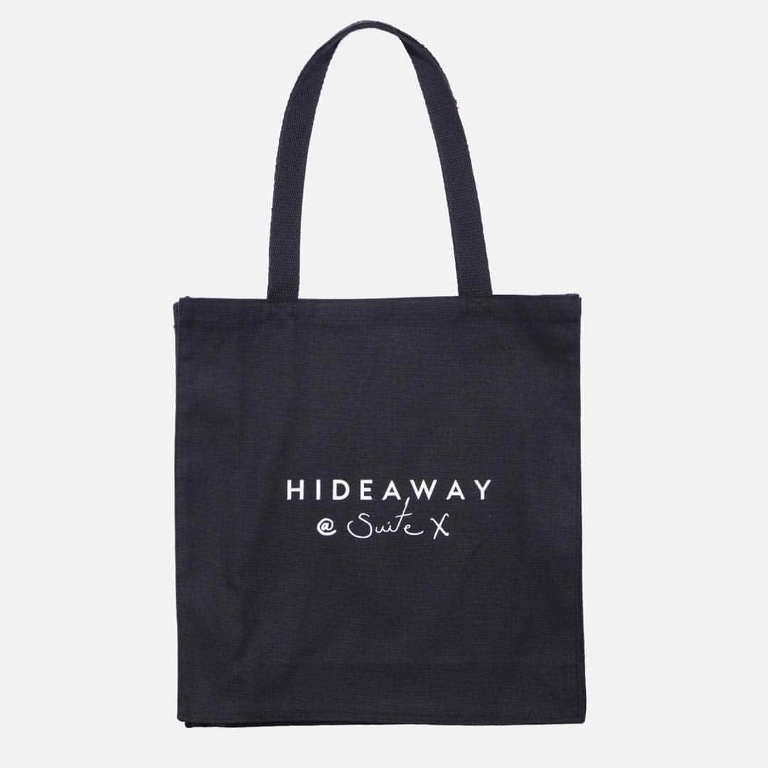 陳冠希さんのインスタグラム写真 - (陳冠希Instagram)「@hideawayatsuitex PRODUCTS EXCLUSIVE LAUNCH @juicestore #theboxsw !!!! EVERYDAY CHANCES TO WIN A TATTOO BY THE MAN @_dr_woo_ HIMSELF !!!!!! RAFFLE TICKET WITH EVERY PURCHASE」3月28日 23時25分 - edisonchen