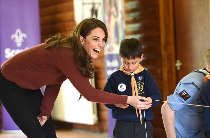 People Magazineさんのインスタグラム写真 - (People MagazineInstagram)「#KateMiddleton, who was a Brownie as a kid, is reporting for Scouts duty! Tap the link in bio for more on the mom of three’s visit to the Scouts’ headquarters. ❤️ | 📷: Eddie Mulholland - WPA Pool/Getty Images」3月28日 23時46分 - people