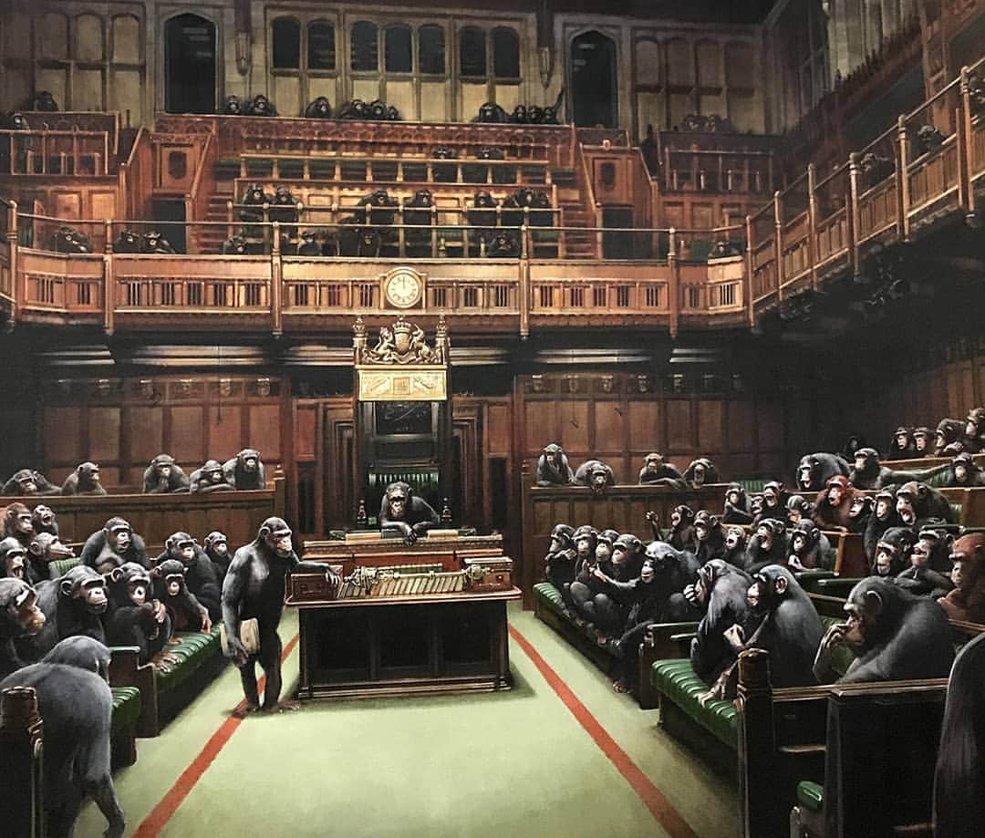 バンクシーのインスタグラム：「. Devolved Parliament  I made this ten years ago. Bristol museum have just put it back on display to mark Brexit day. . “Laugh now, but one day no-one will be in charge.”」