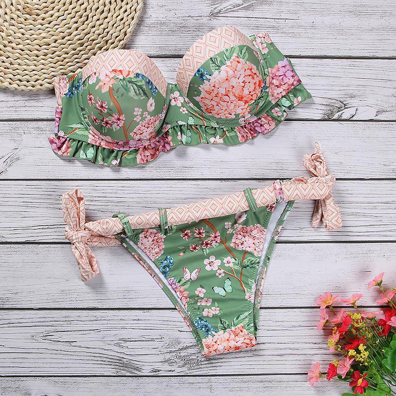 LIALUCA ONLINE SHOPさんのインスタグラム写真 - (LIALUCA ONLINE SHOPInstagram)「flower bikini🌺 バックスタイルに注目👀 ・ ・ ・ #myime #マイアイミー #水着 #ビキニ #韓国 #韓国ファッション #韓国水着」3月28日 23時51分 - myime.jp