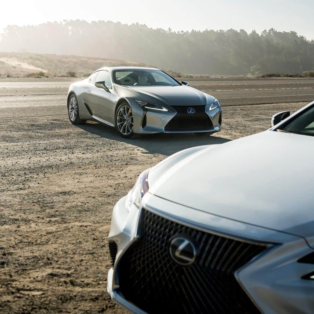 Lexus USAのインスタグラム：「A regular on the world's most wanted list. #LexusLC 500h #LexusLS 500h」