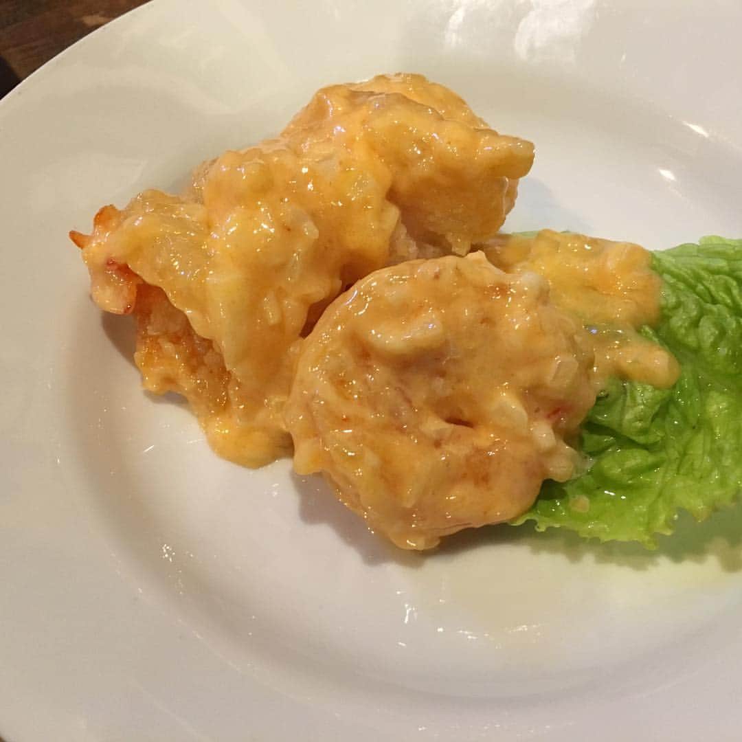 中倉隆道さんのインスタグラム写真 - (中倉隆道Instagram)「. 数少ない大阪の仲間に晩ご飯連れて行ってもらったー♬😆🙏✨✨ . . 牛スジおでん🍢めちゃウマ！ . 初めて食べたホルモンの唐揚げ😋 これめちゃくちゃウマウマなのね！！ . . 久しぶりの再会が嬉しすぎて 良く飲んで良く食べて良く喋ったー！ . . #市丸屋台 #牛スジおでん #ホルモン唐揚げ #フリーアナウンサー #柿ピー研究家 #アニメ研究家 #中倉隆道」3月29日 1時33分 - ryudo.tokyo