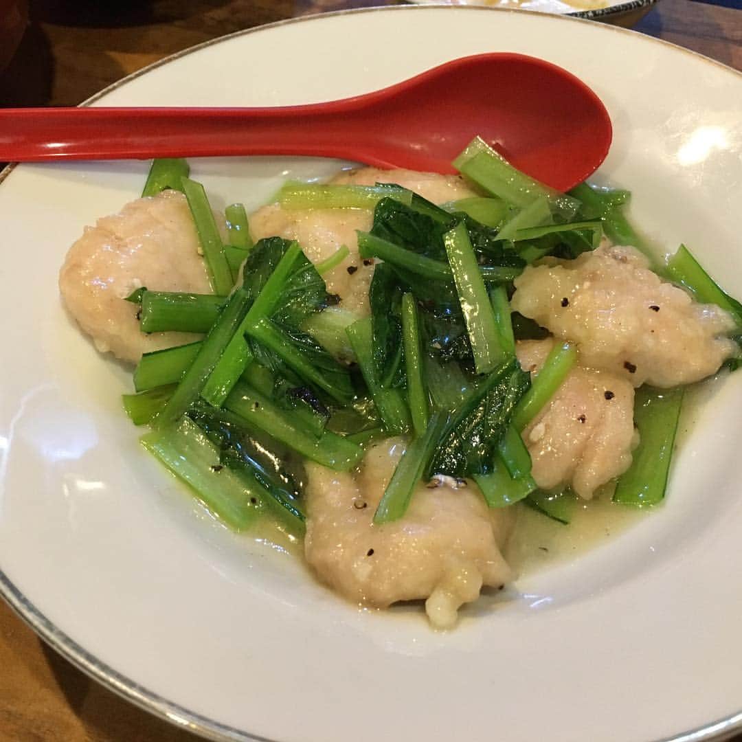 中倉隆道さんのインスタグラム写真 - (中倉隆道Instagram)「. 数少ない大阪の仲間に晩ご飯連れて行ってもらったー♬😆🙏✨✨ . . 牛スジおでん🍢めちゃウマ！ . 初めて食べたホルモンの唐揚げ😋 これめちゃくちゃウマウマなのね！！ . . 久しぶりの再会が嬉しすぎて 良く飲んで良く食べて良く喋ったー！ . . #市丸屋台 #牛スジおでん #ホルモン唐揚げ #フリーアナウンサー #柿ピー研究家 #アニメ研究家 #中倉隆道」3月29日 1時33分 - ryudo.tokyo