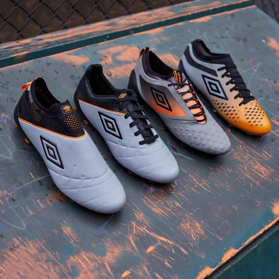UMBROさんのインスタグラム写真 - (UMBROInstagram)「Grey Flannel, Turmeric, Black - our new boot pack has arrived . . On sale from 29th March . . #umbro #umbrofootball #medusae #uxaccuro #velocita4 #cleats #cleatstagram #football #footballboots #soccerboots #soccerbible #soccer」3月29日 1時47分 - umbro