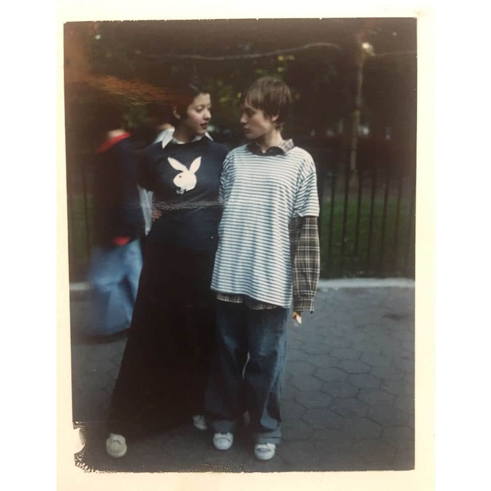 クロエ・セヴィニーさんのインスタグラム写真 - (クロエ・セヴィニーInstagram)「Love in Tompkins #wendy 📸 possibly Larry Clark though he wasn’t much interested in us girls. Shooting a spread for Details with the “kids” pre “kids”.」3月29日 1時47分 - chloessevigny